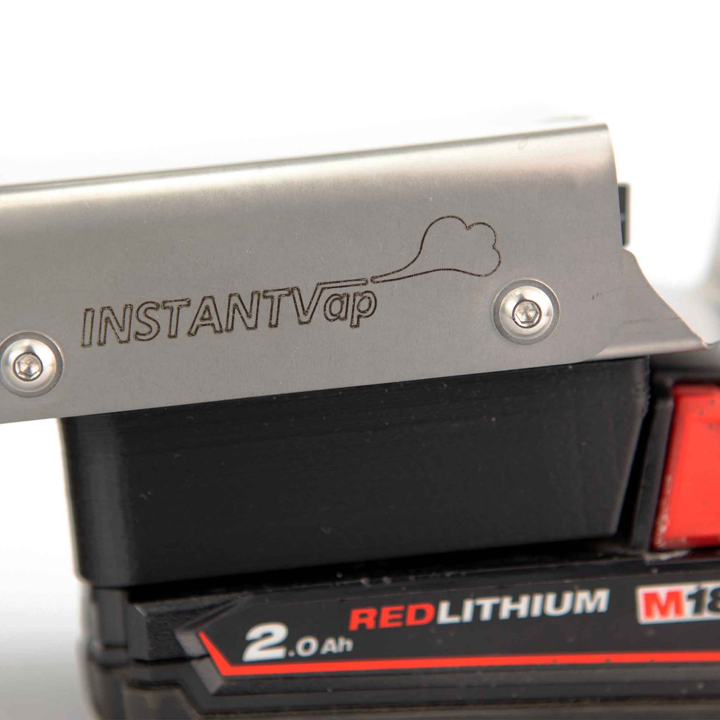 InstantVap Compact 18 Volt cordless battery powered oxalic acid vaporiser