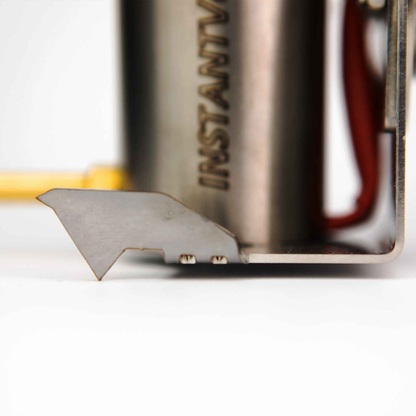 InstantVap Lite 18 Volt cordless battery powered oxalic acid vaporiser