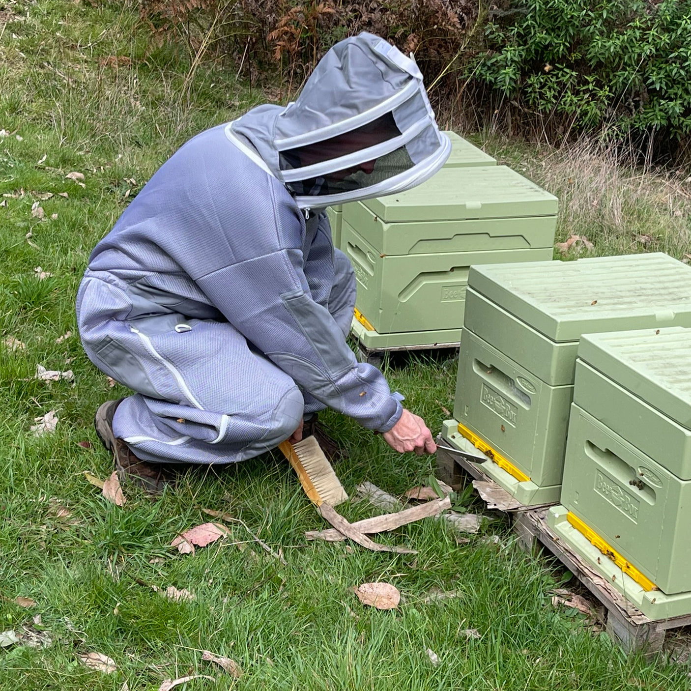 RhinoGuardPro (Cool Grey)- Ultimate Beekeeping Ventilated Suit