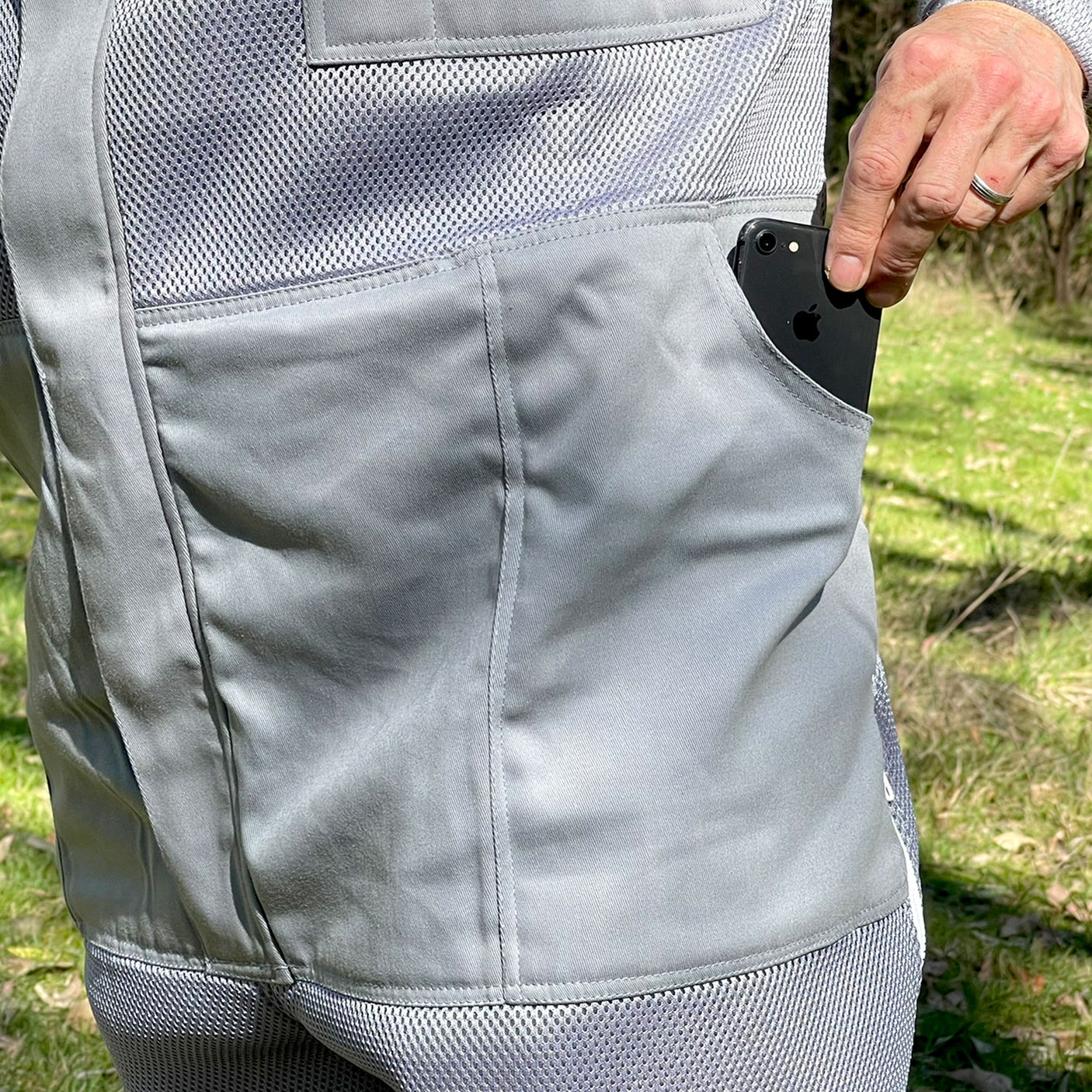 RhinoGuardPro (Cool Grey)- Ultimate Beekeeping Ventilated Suit